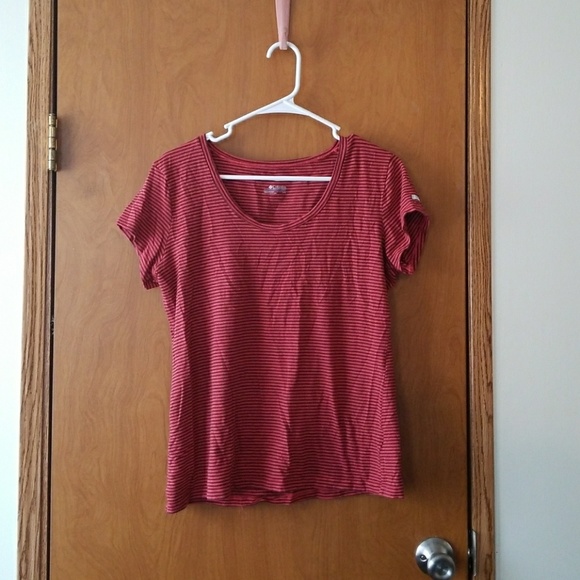 Basic Pattern T-Shirts - Picture 2 of 4